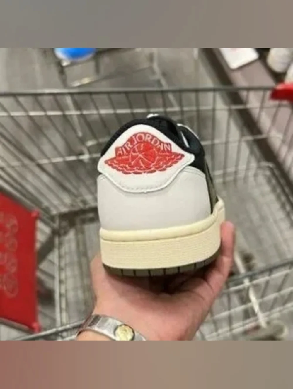 Travis Scott x Air Jordan 1 OG SP Low Black Olive - Picture 8 of 10